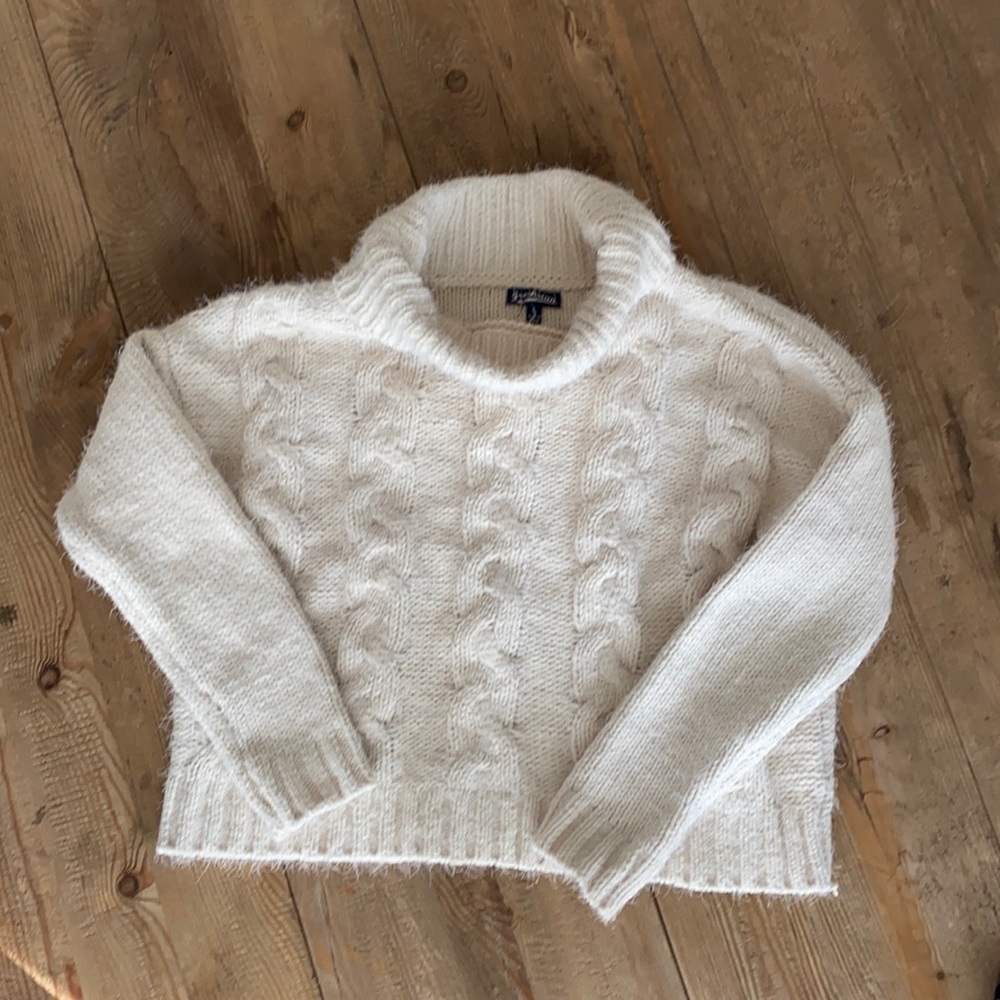 Cropped cowl neck sweater Size L